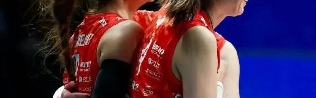 乐鱼官网-女排主攻分南北？别让地域偏见，耽误了中国女排的未来|庄宇珊|惠若琪|吴梦洁|陈忠和|郎平_新浪体育_新浪新闻